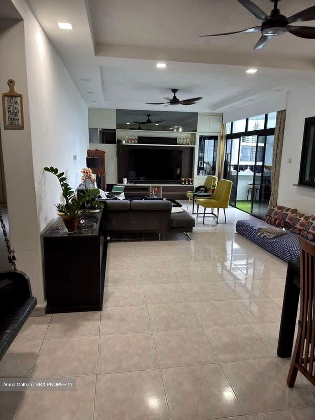 Mandarin Gardens (D15), Condominium #637830611